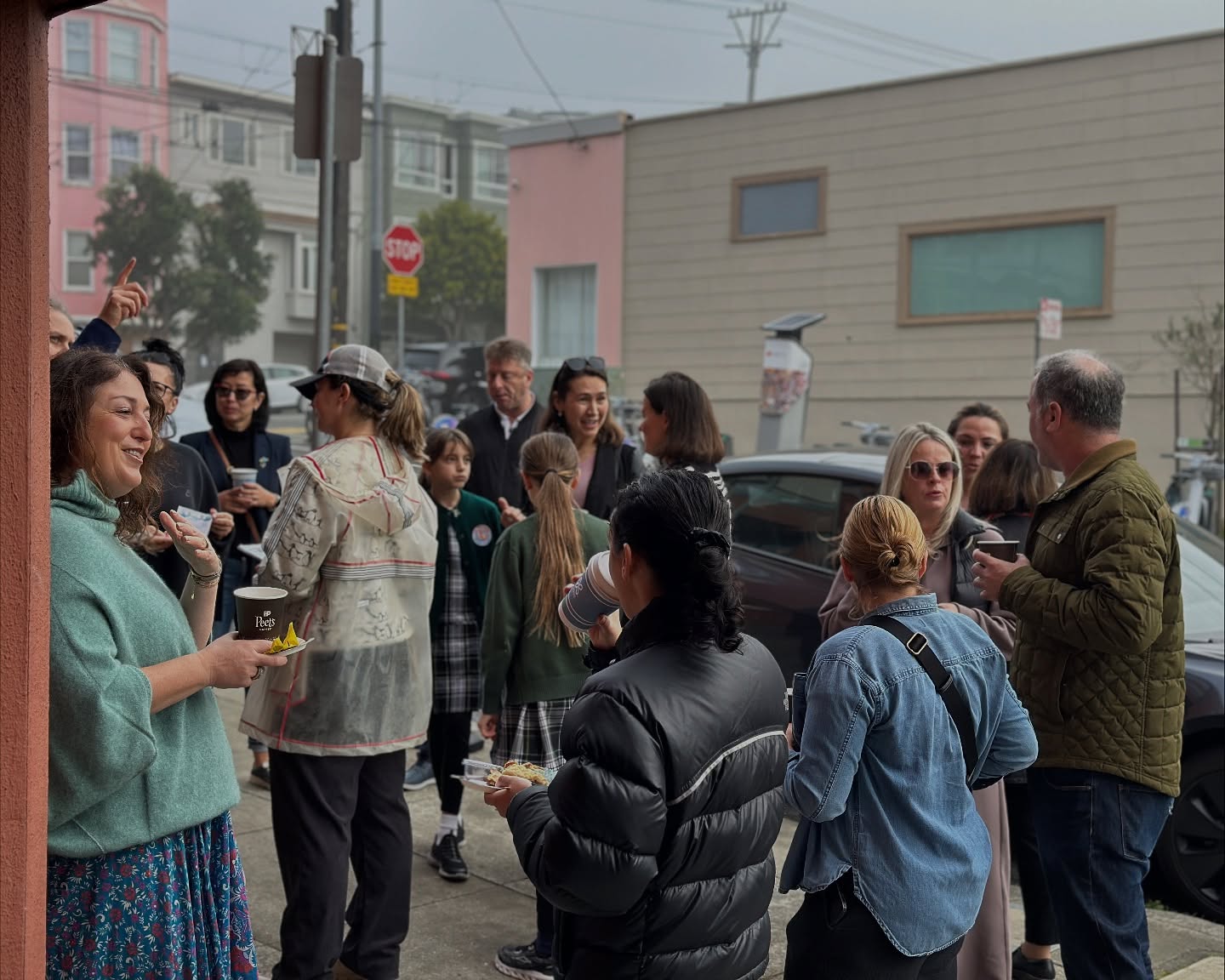🧁Last Friday, we held the very first event organized by our Parent Association. 

At the start of the school day, parents stayed a bit longer by the school to casually connect with one another, discus...