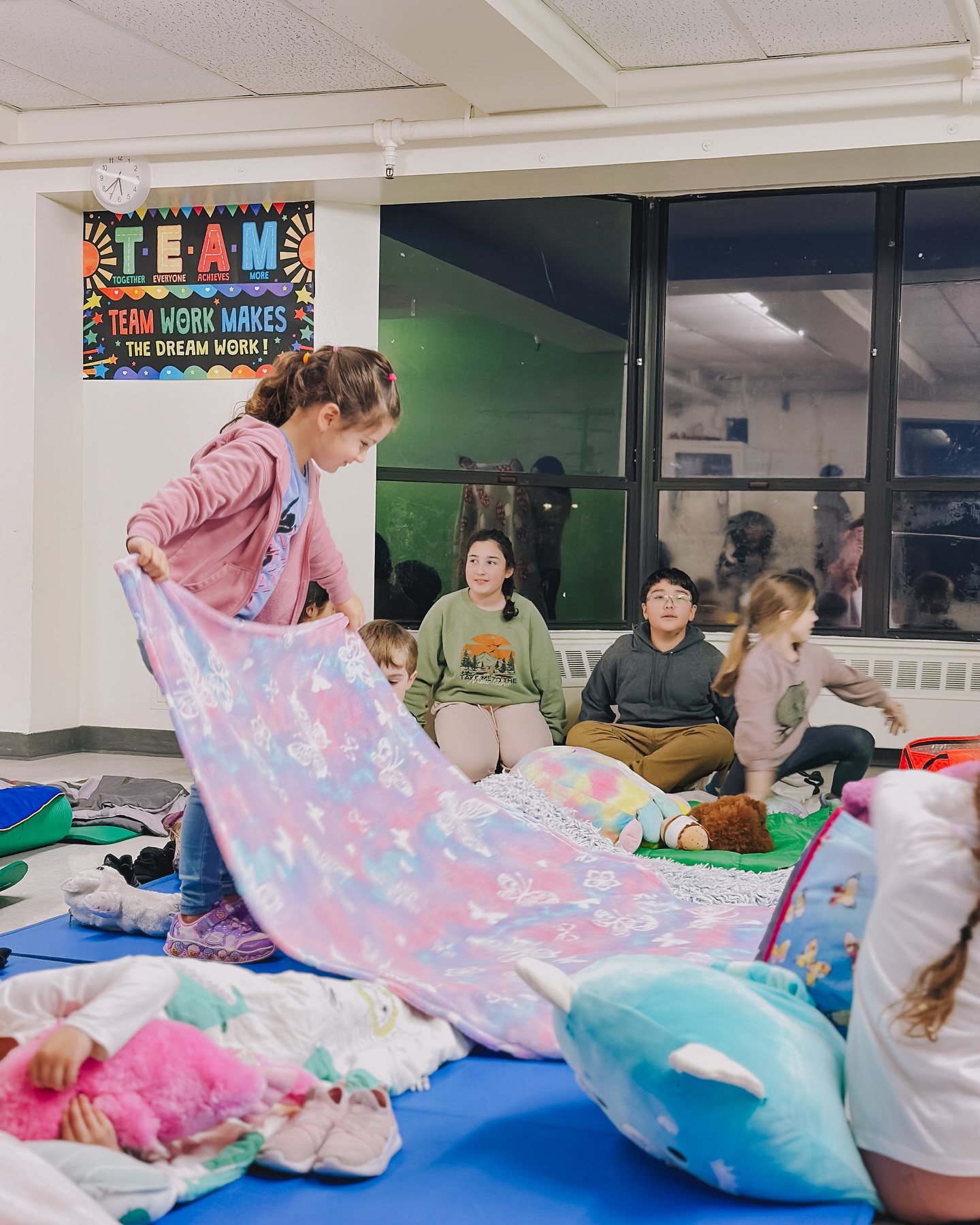 ✍️The recipe for a cozy winter evening: a pajama party with friends, snacks, and movie watching. 

🍿Movie Night at SFPA is one of our students’ favorite traditions. Many thanks to the parent volunteer...