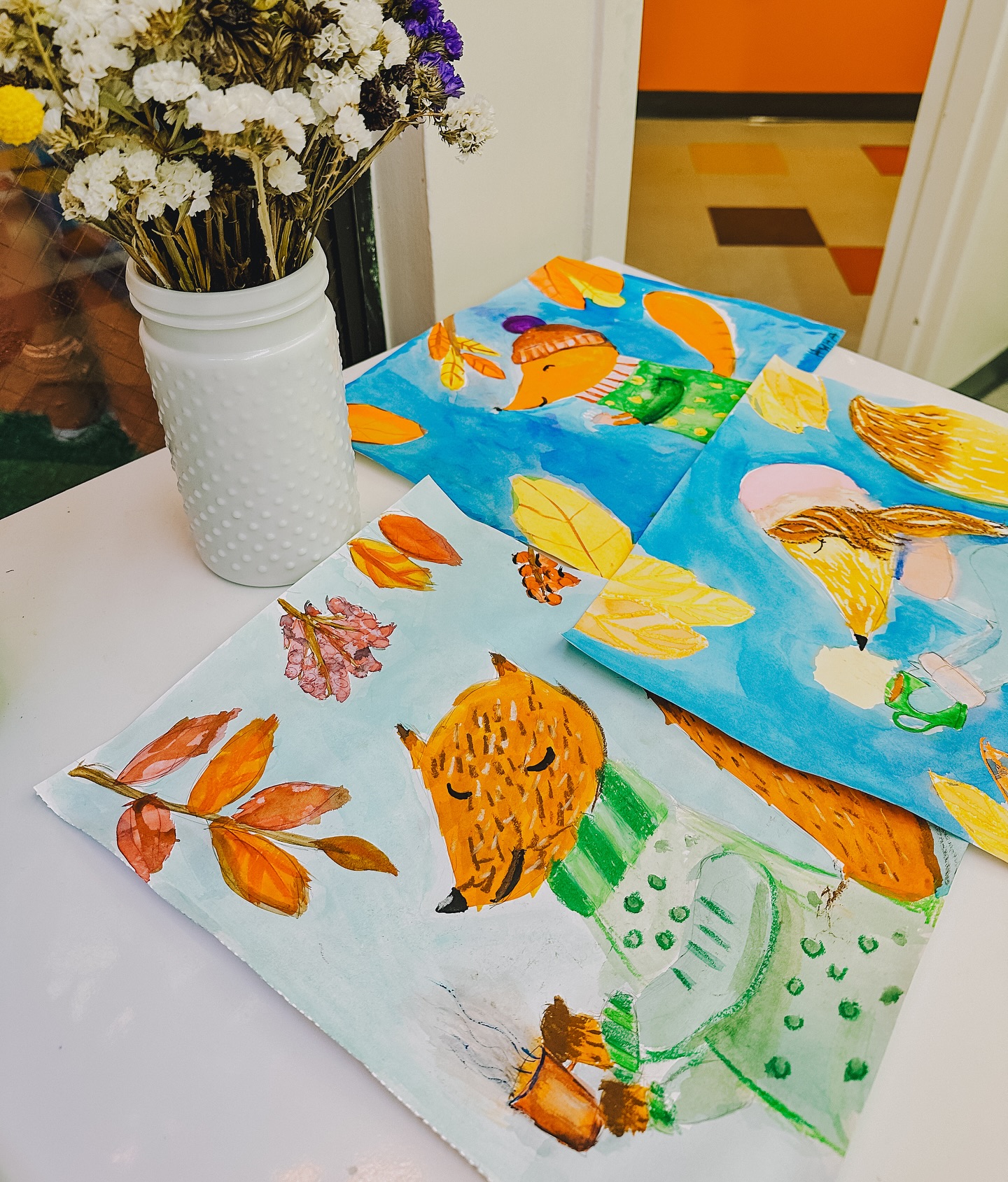 ☕️Sharing a touch of autumn coziness with you!

Our elementary students are creating such magic in our afterschool Art classes 🎨 

They’re exploring various drawing techniques, building their artistic...